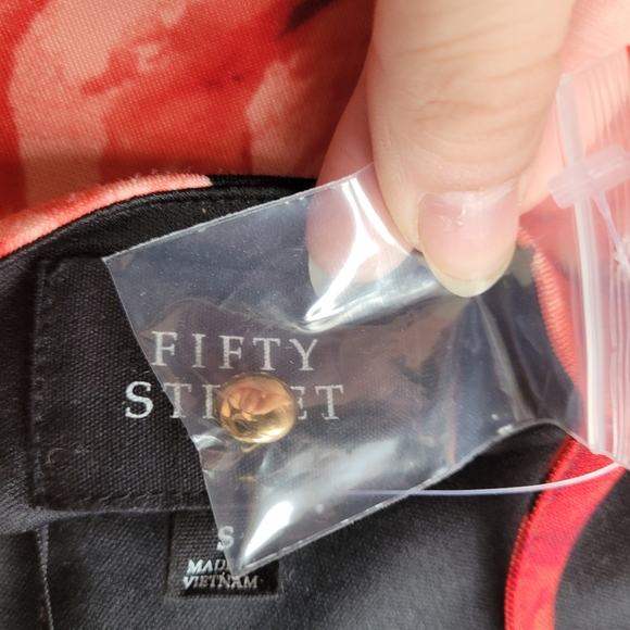 Halter Top Floral Rose Dress 🌹 - Picture 9 of 11